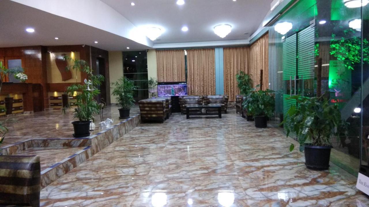 加登尼亚舒适套房酒店 班加罗尔 外观 照片